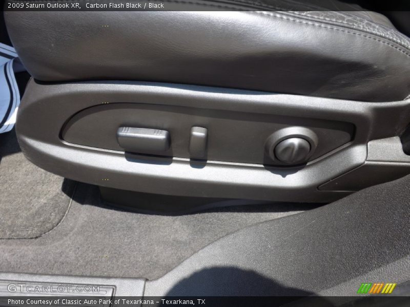 Carbon Flash Black / Black 2009 Saturn Outlook XR