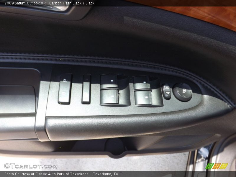 Carbon Flash Black / Black 2009 Saturn Outlook XR