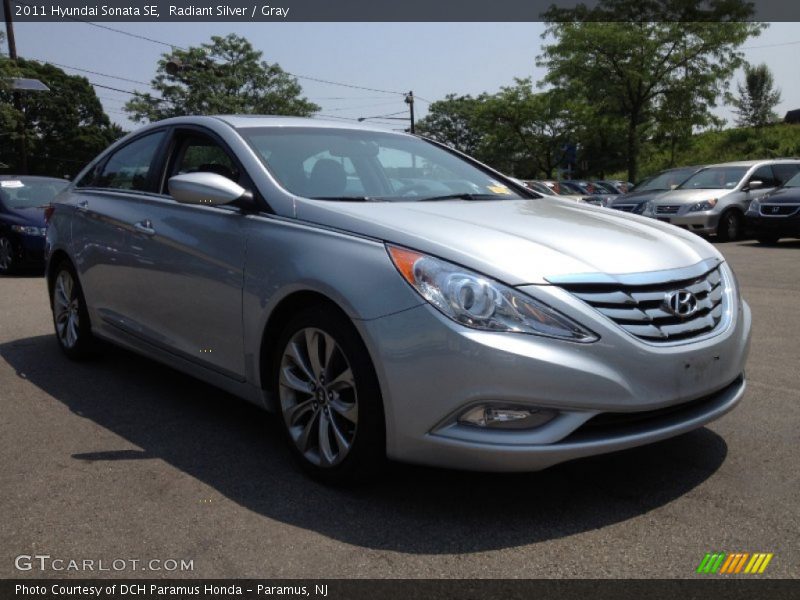 Radiant Silver / Gray 2011 Hyundai Sonata SE