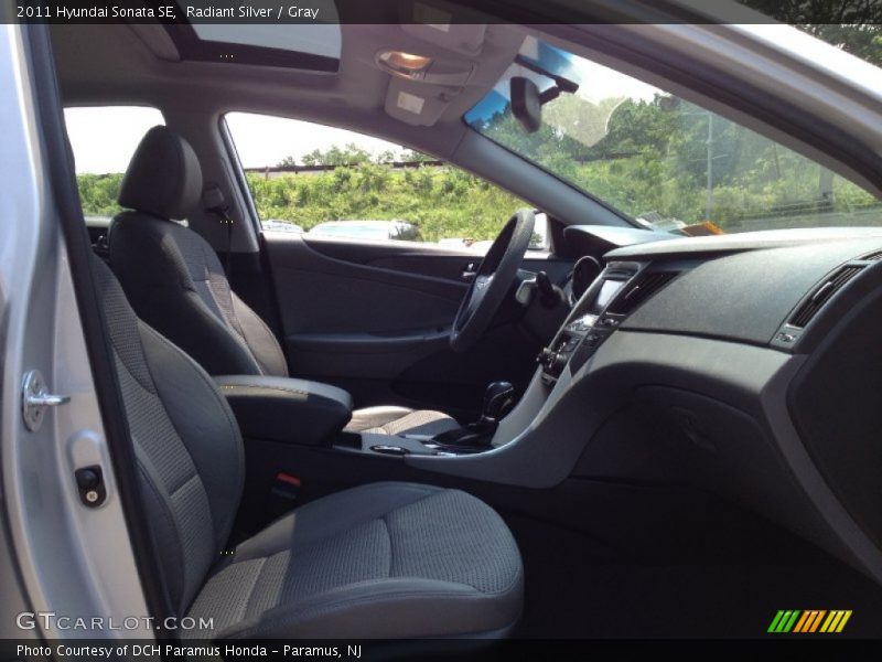 Radiant Silver / Gray 2011 Hyundai Sonata SE