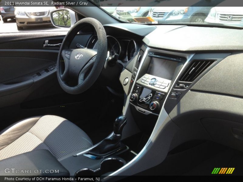 Radiant Silver / Gray 2011 Hyundai Sonata SE