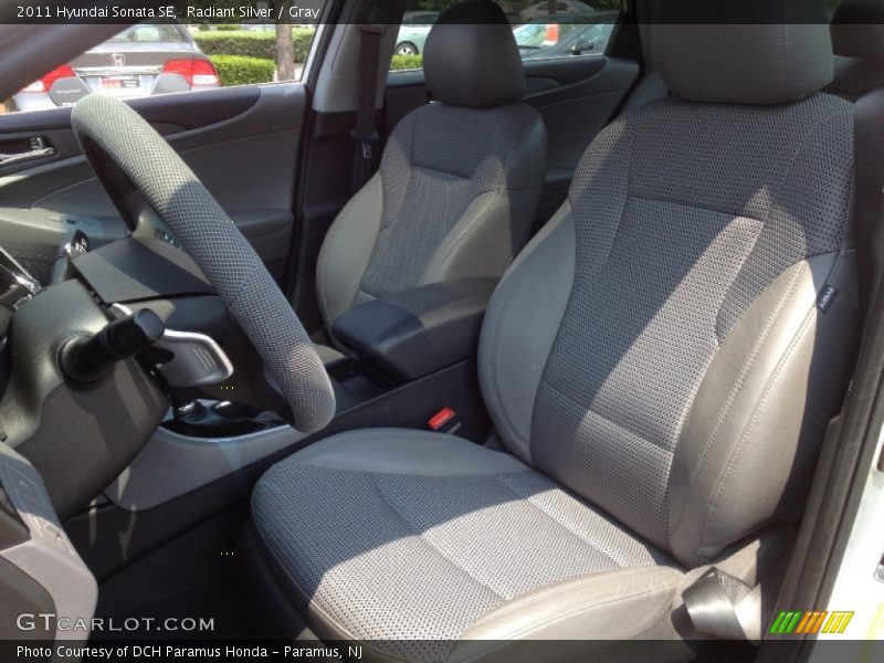 Radiant Silver / Gray 2011 Hyundai Sonata SE