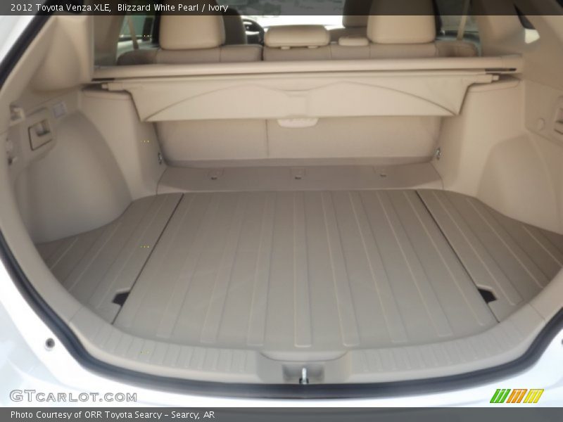 Blizzard White Pearl / Ivory 2012 Toyota Venza XLE