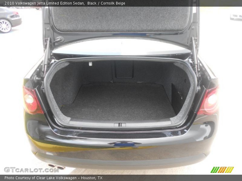 Black / Cornsilk Beige 2010 Volkswagen Jetta Limited Edition Sedan