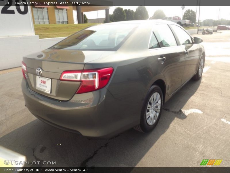Cypress Green Pearl / Ivory 2012 Toyota Camry L