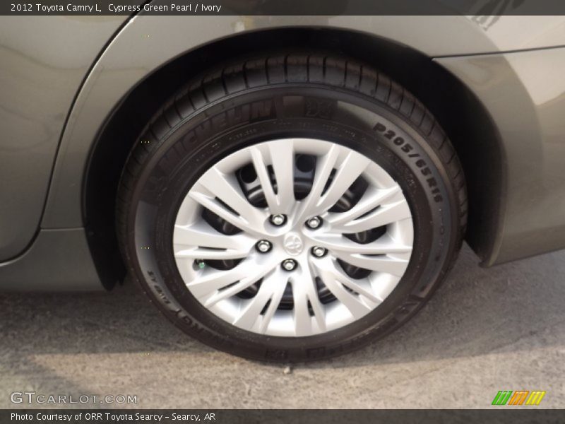 Cypress Green Pearl / Ivory 2012 Toyota Camry L