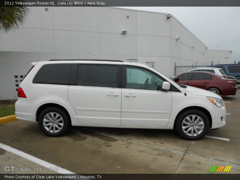 Calla Lily White / Aero Gray 2012 Volkswagen Routan SE