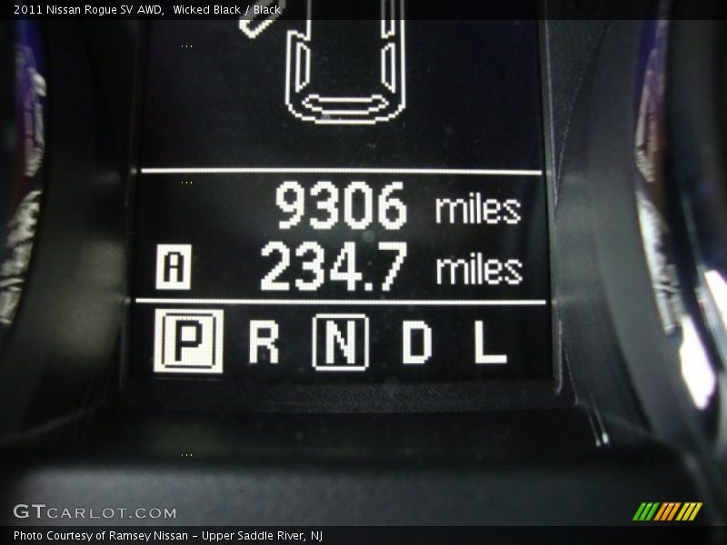 Wicked Black / Black 2011 Nissan Rogue SV AWD