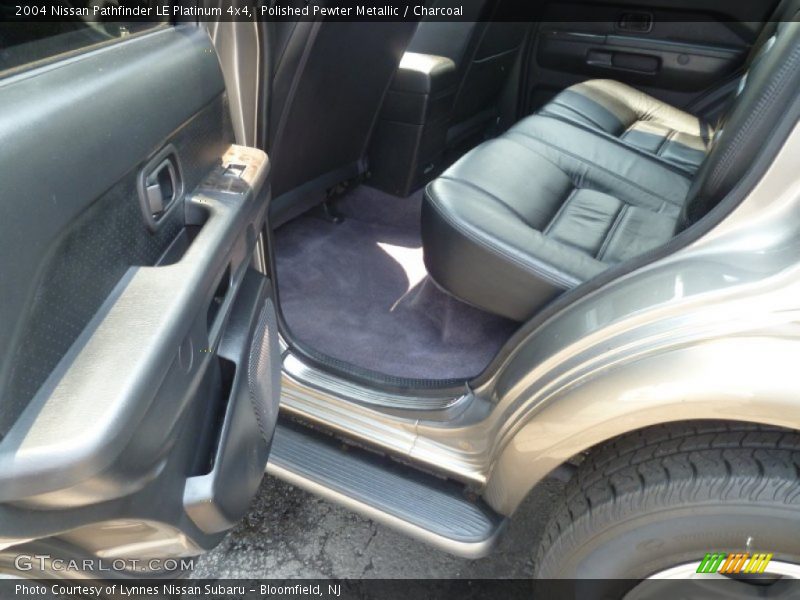 Polished Pewter Metallic / Charcoal 2004 Nissan Pathfinder LE Platinum 4x4