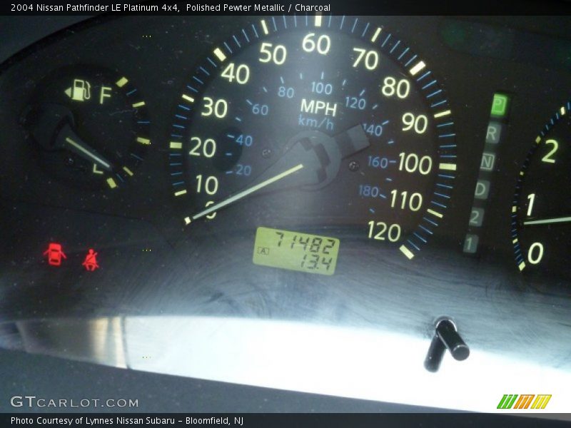 Polished Pewter Metallic / Charcoal 2004 Nissan Pathfinder LE Platinum 4x4