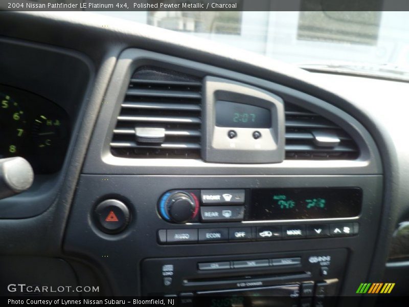 Polished Pewter Metallic / Charcoal 2004 Nissan Pathfinder LE Platinum 4x4