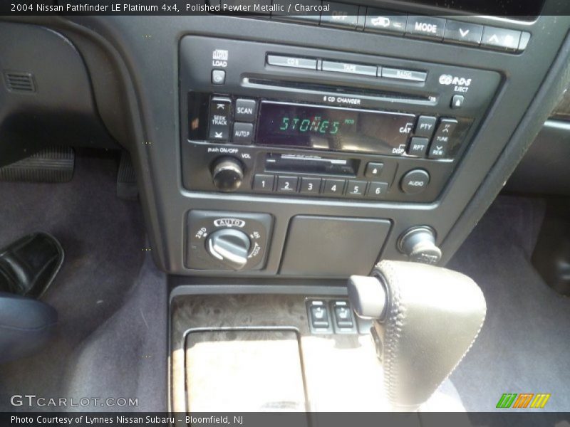 Polished Pewter Metallic / Charcoal 2004 Nissan Pathfinder LE Platinum 4x4