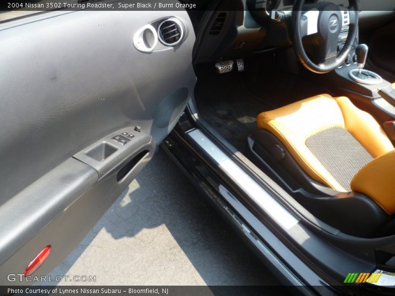 Super Black / Burnt Orange 2004 Nissan 350Z Touring Roadster
