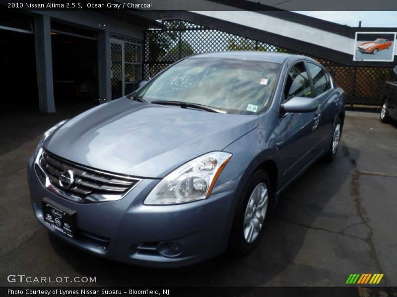 Ocean Gray / Charcoal 2010 Nissan Altima 2.5 S