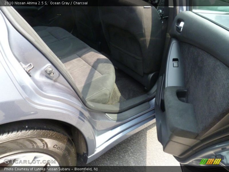 Ocean Gray / Charcoal 2010 Nissan Altima 2.5 S