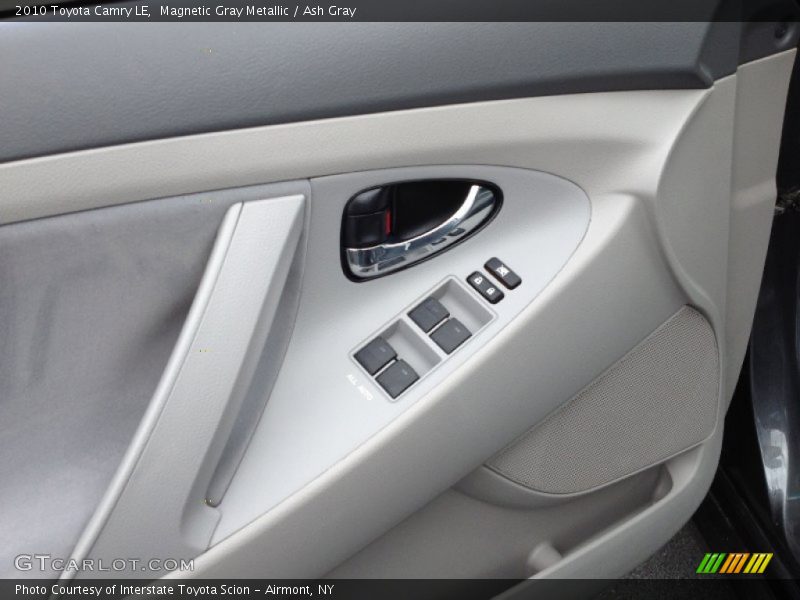 Controls of 2010 Camry LE