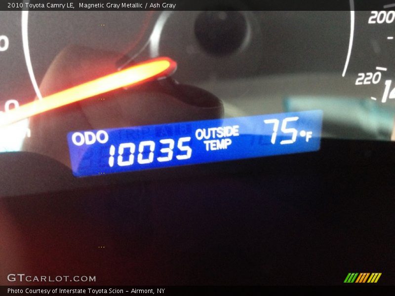 Magnetic Gray Metallic / Ash Gray 2010 Toyota Camry LE