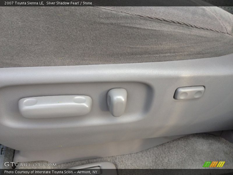 Silver Shadow Pearl / Stone 2007 Toyota Sienna LE