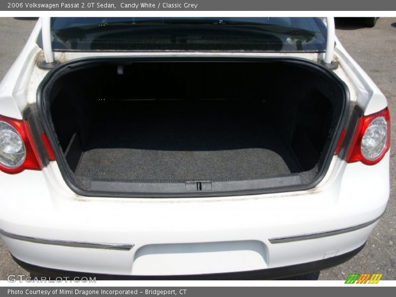 Candy White / Classic Grey 2006 Volkswagen Passat 2.0T Sedan