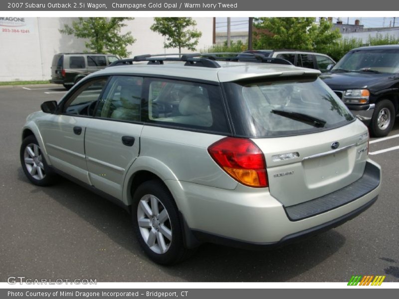 Champagne Gold Opal / Warm Ivory Tweed 2007 Subaru Outback 2.5i Wagon