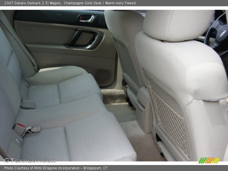Champagne Gold Opal / Warm Ivory Tweed 2007 Subaru Outback 2.5i Wagon