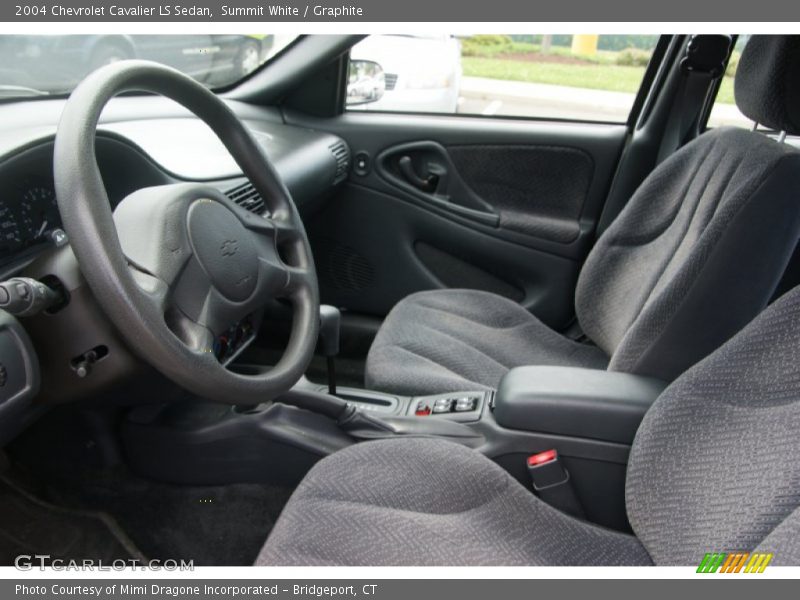 Summit White / Graphite 2004 Chevrolet Cavalier LS Sedan