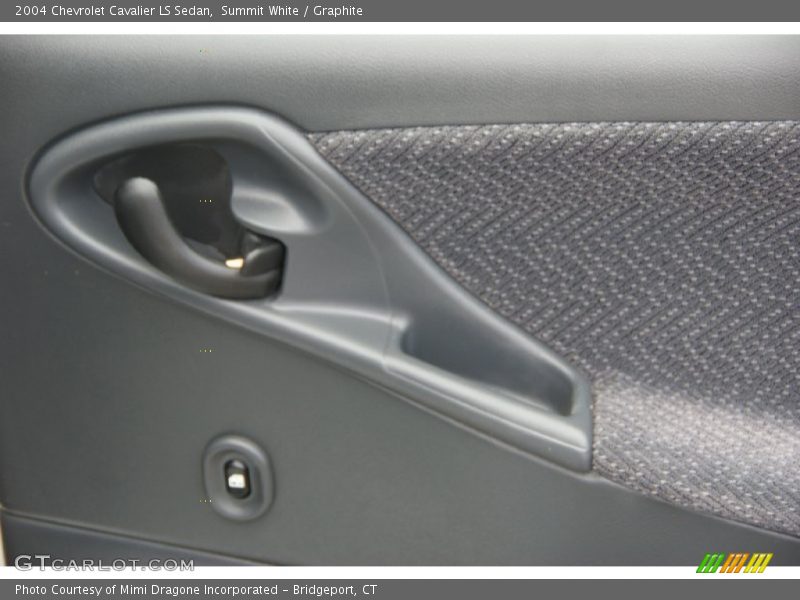 Summit White / Graphite 2004 Chevrolet Cavalier LS Sedan
