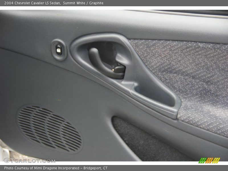 Summit White / Graphite 2004 Chevrolet Cavalier LS Sedan