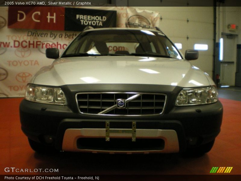 Silver Metallic / Graphite 2005 Volvo XC70 AWD
