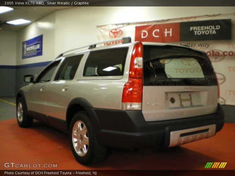 Silver Metallic / Graphite 2005 Volvo XC70 AWD
