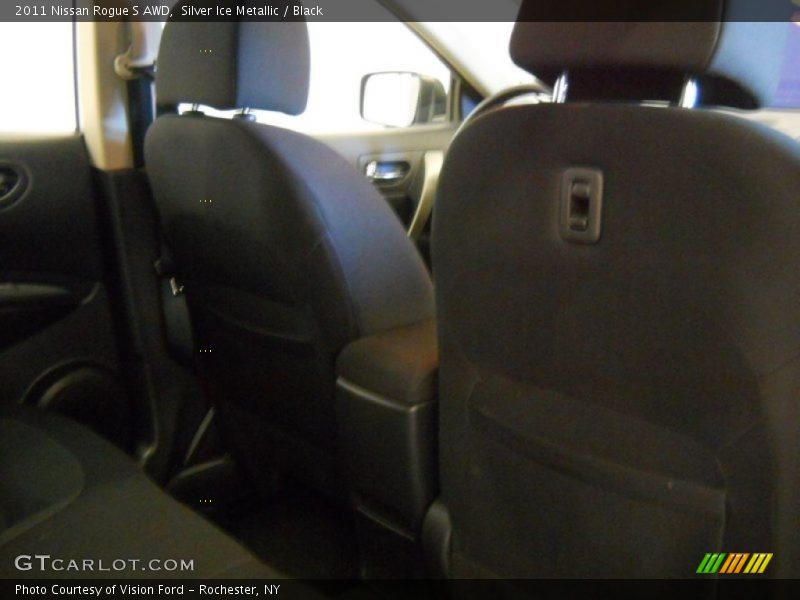 Silver Ice Metallic / Black 2011 Nissan Rogue S AWD