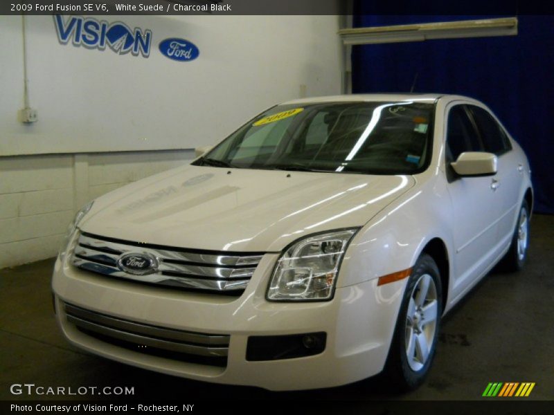 White Suede / Charcoal Black 2009 Ford Fusion SE V6