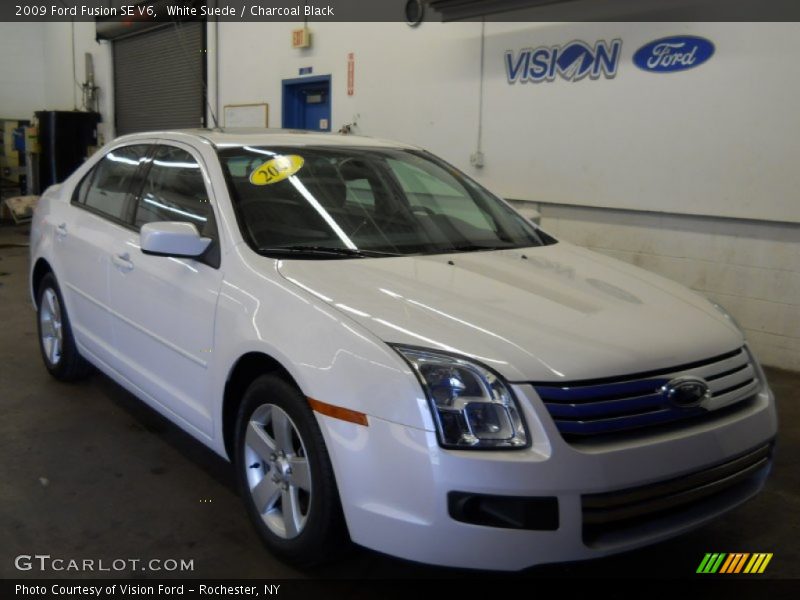 White Suede / Charcoal Black 2009 Ford Fusion SE V6