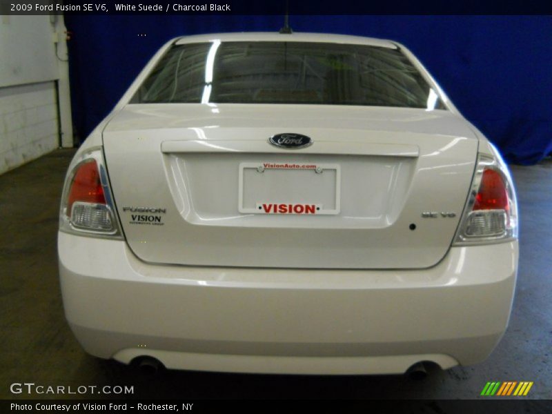 White Suede / Charcoal Black 2009 Ford Fusion SE V6