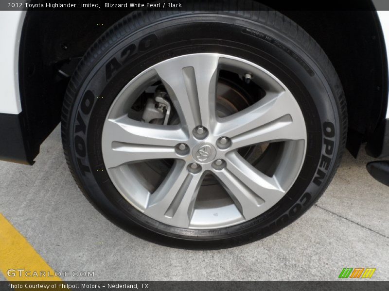 Blizzard White Pearl / Black 2012 Toyota Highlander Limited