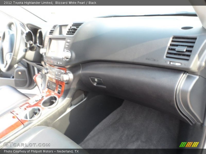 Blizzard White Pearl / Black 2012 Toyota Highlander Limited