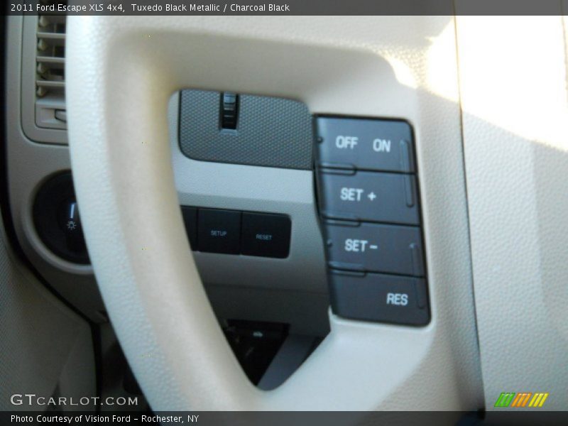 Tuxedo Black Metallic / Charcoal Black 2011 Ford Escape XLS 4x4
