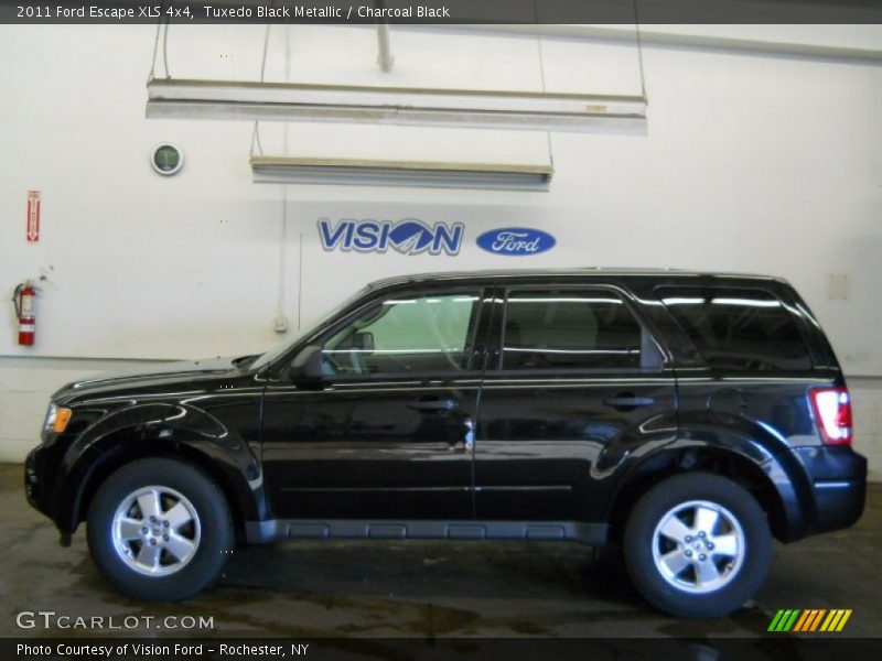 Tuxedo Black Metallic / Charcoal Black 2011 Ford Escape XLS 4x4