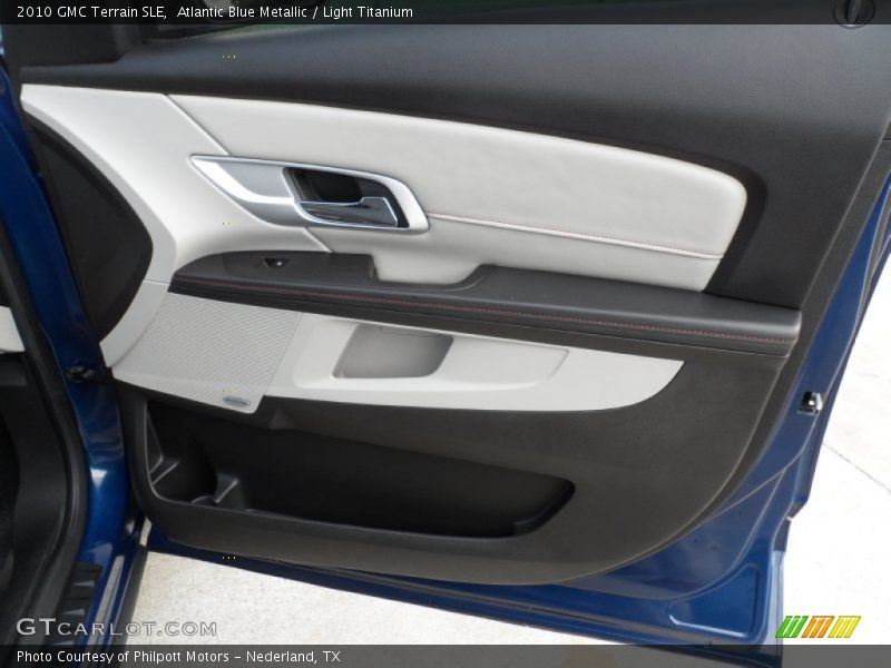 Door Panel of 2010 Terrain SLE