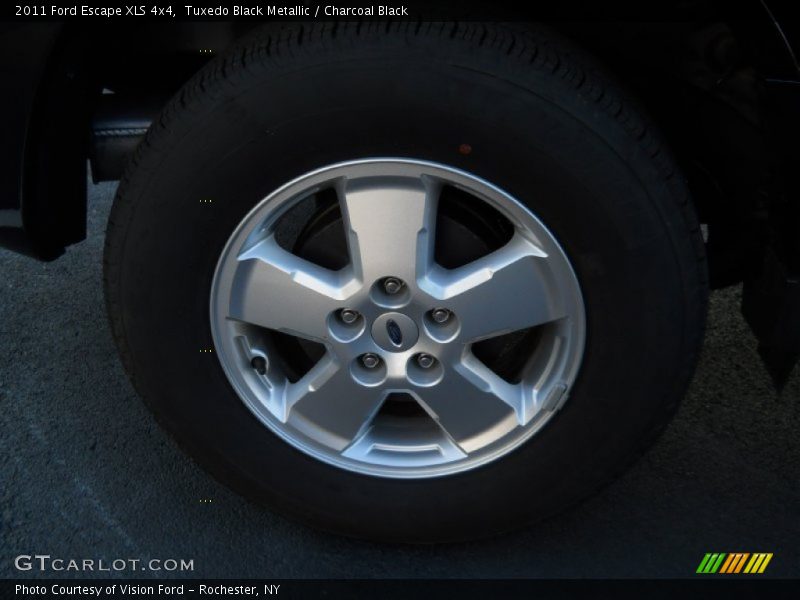 Tuxedo Black Metallic / Charcoal Black 2011 Ford Escape XLS 4x4