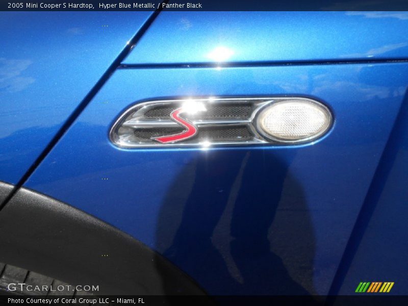 Hyper Blue Metallic / Panther Black 2005 Mini Cooper S Hardtop