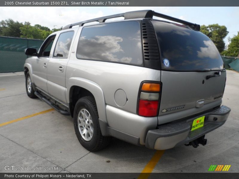 Silver Birch Metallic / Tan/Neutral 2005 Chevrolet Suburban 1500 Z71