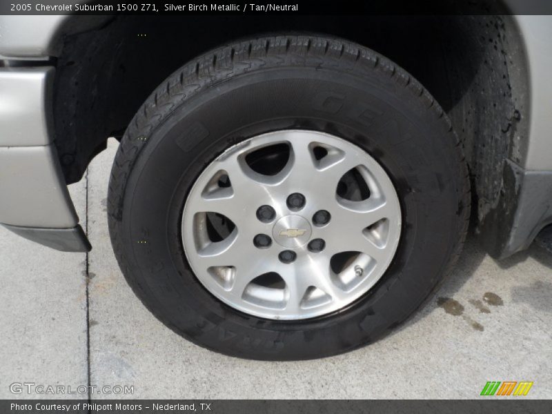 Silver Birch Metallic / Tan/Neutral 2005 Chevrolet Suburban 1500 Z71