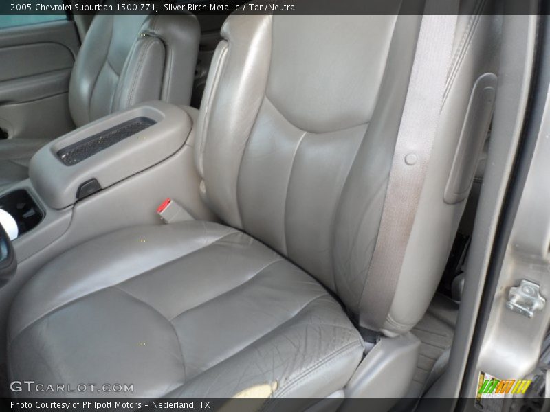 Silver Birch Metallic / Tan/Neutral 2005 Chevrolet Suburban 1500 Z71