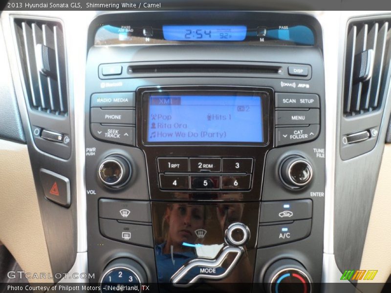 Shimmering White / Camel 2013 Hyundai Sonata GLS