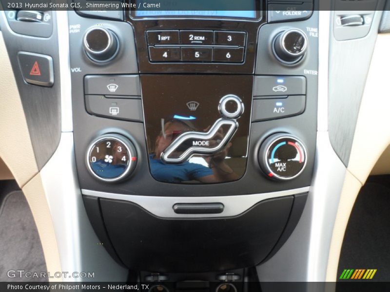 Shimmering White / Camel 2013 Hyundai Sonata GLS