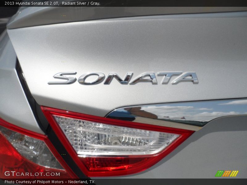  2013 Sonata SE 2.0T Logo
