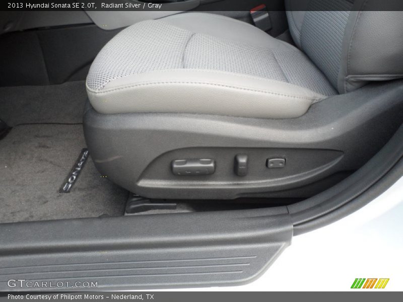 Front Seat of 2013 Sonata SE 2.0T