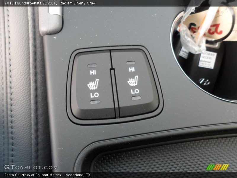 Radiant Silver / Gray 2013 Hyundai Sonata SE 2.0T
