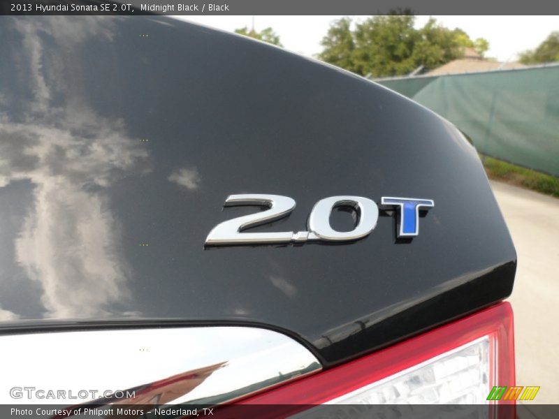  2013 Sonata SE 2.0T Logo